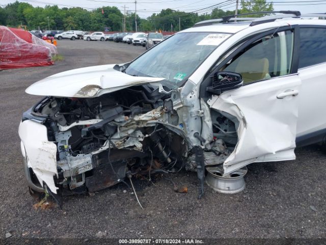 JTMRFREV4JJ731637 Toyota Rav4 Xle