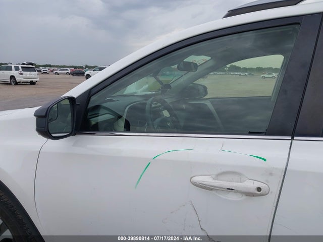 Toyota RAV4 LE 2017 JTMZFREV2HJ106227 Image 14