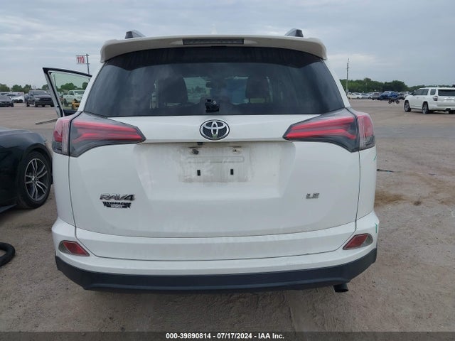 Toyota RAV4 LE 2017 JTMZFREV2HJ106227 Image 16