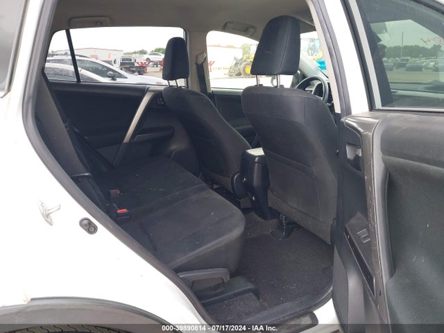 Toyota RAV4 LE 2017 JTMZFREV2HJ106227 Image 8