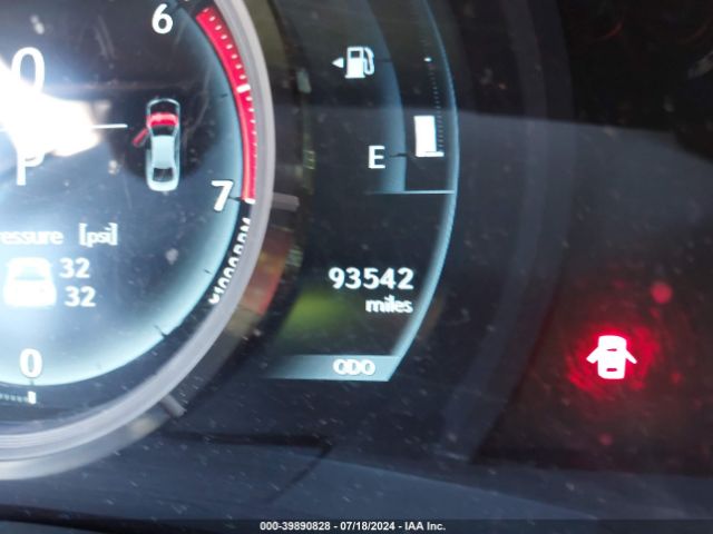 JTHBA1D27G5038375 Lexus IS 200T