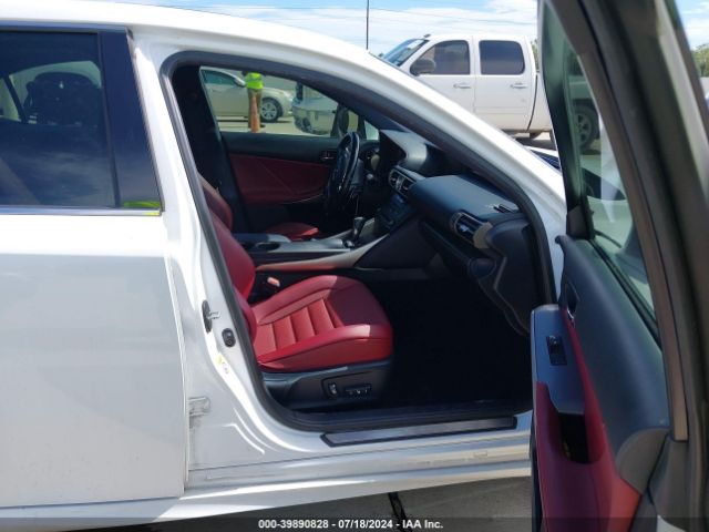 JTHBA1D27G5038375 Lexus IS 200T