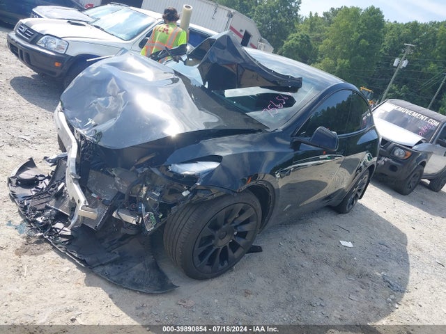 2023 TESLA MODEL Y 7SAYGDEE4PF756567 Photo 1