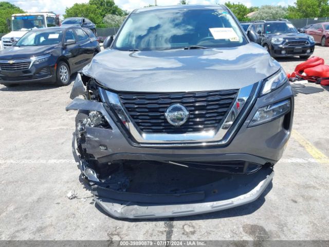 5N1AT3BA0MC753093 Nissan Rogue Sv Fwd