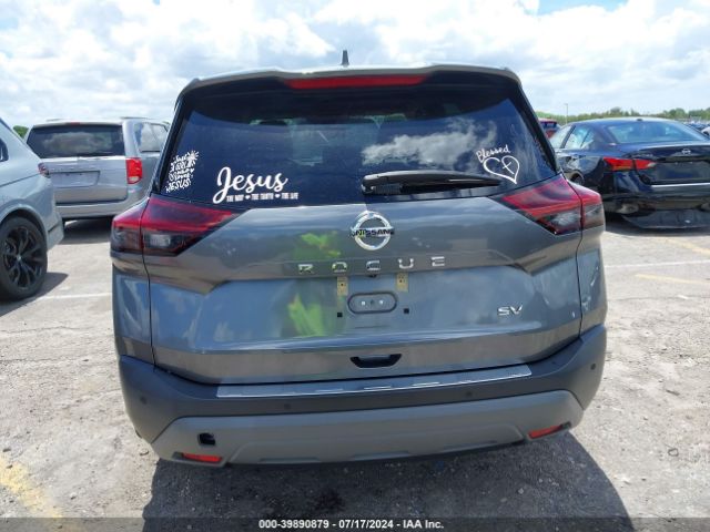 5N1AT3BA0MC753093 Nissan Rogue Sv Fwd