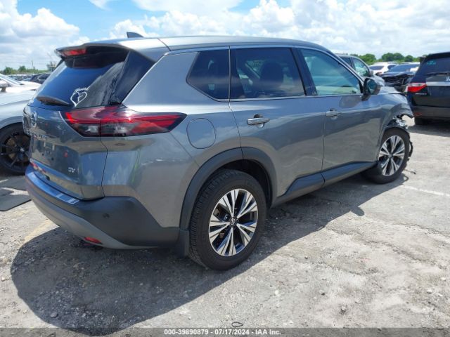 5N1AT3BA0MC753093 Nissan Rogue Sv Fwd