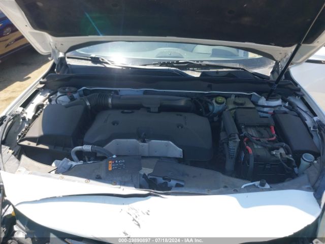 1G11E5SL5EF262653 Chevrolet MALIBU 2LT
