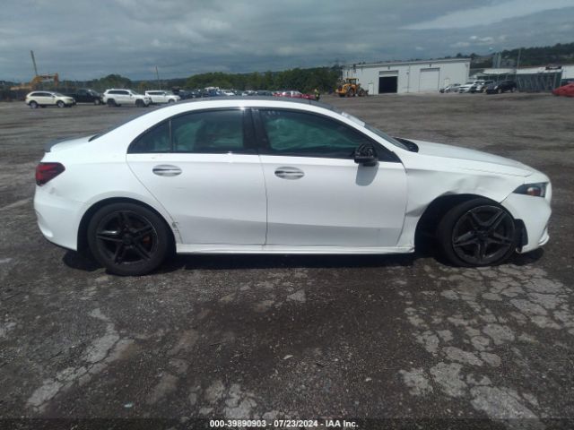 WDD3G4FB1KW013287 Mercedes-Benz A 220 4matic