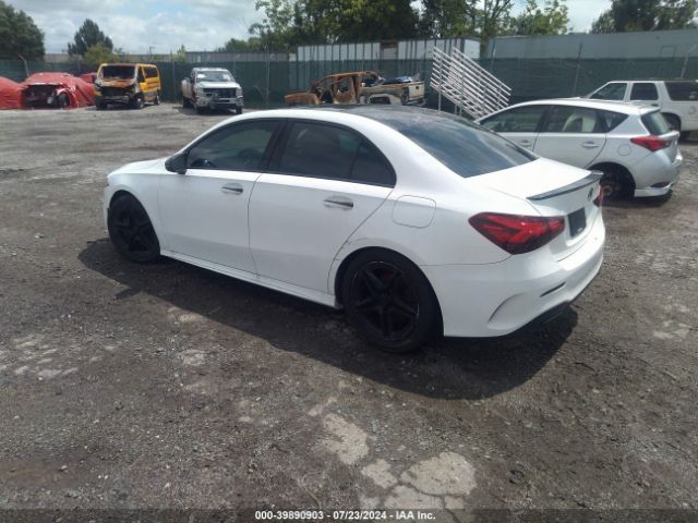WDD3G4FB1KW013287 Mercedes-Benz A 220 4matic