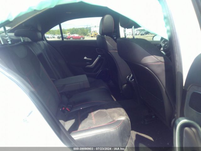 WDD3G4FB1KW013287 Mercedes-Benz A 220 4matic