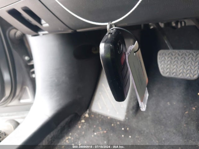 Toyota Highlander Le 2024 5TDKDRBH4RS534570 Image 11