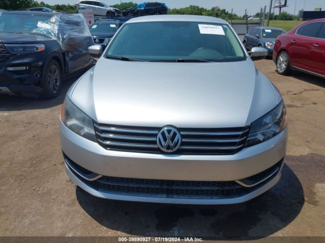 1VWAS7A37FC021240 Volkswagen Passat 1.8t S