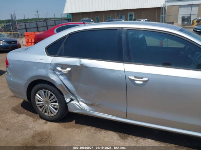 1VWAS7A37FC021240 Volkswagen Passat 1.8t S