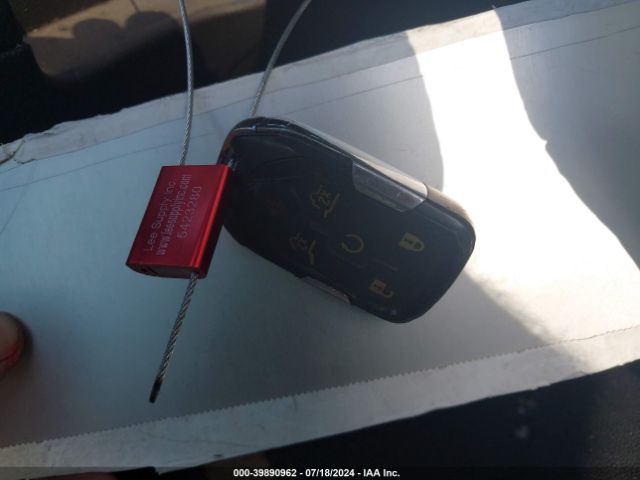 1GNSKBKC2HR165097 Chevrolet Tahoe Lt