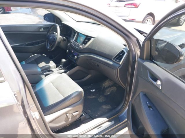 KM8J33A26HU329170 Hyundai Tucson Limited