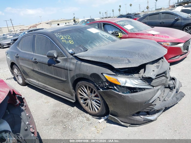 Toyota Camry Xle V6 2018 4T1BZ1HK1JU003960 головне зображення