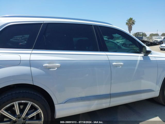 WA1LAAF77JD035353 Audi Q7 3.0t Premium