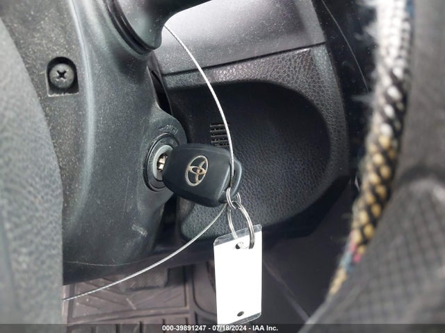 Toyota COROLLA LE 2018 5YFBURHE2JP793679 Image 11