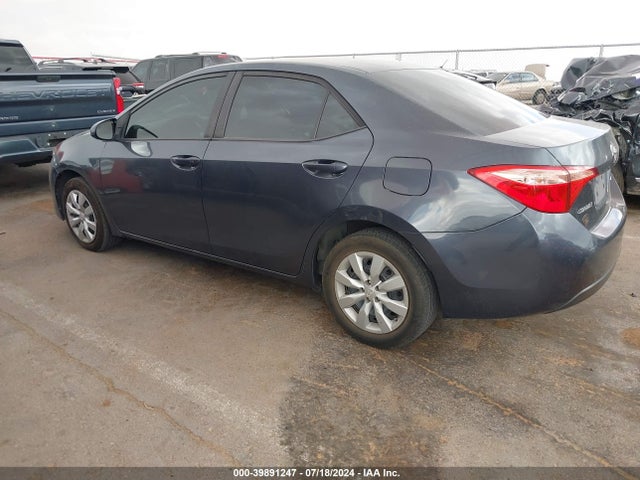 Toyota COROLLA LE 2018 5YFBURHE2JP793679 Image 14