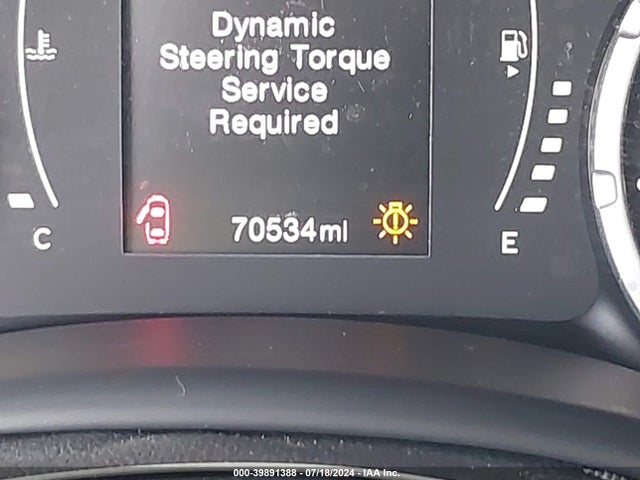 ZACCJABT4FPC26665 Jeep Renegade Latitude