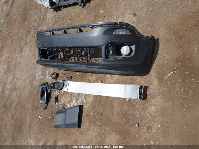 ZACCJABT4FPC26665 Jeep Renegade Latitude
