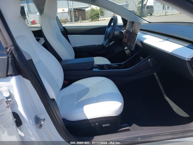 2019 Tesla Model 3 Long Range/mid Range/standard Range/standard Range Plus მანქანა იყიდება აუქციონზე, vin: 5YJ3E1EAXKF302650, აუქციონის ნომერი: 39891403