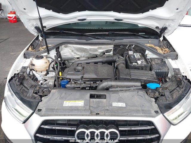 WA1ECCFSXJR021114 Audi Q3 2.0t Premium/2.0t Sport Premium