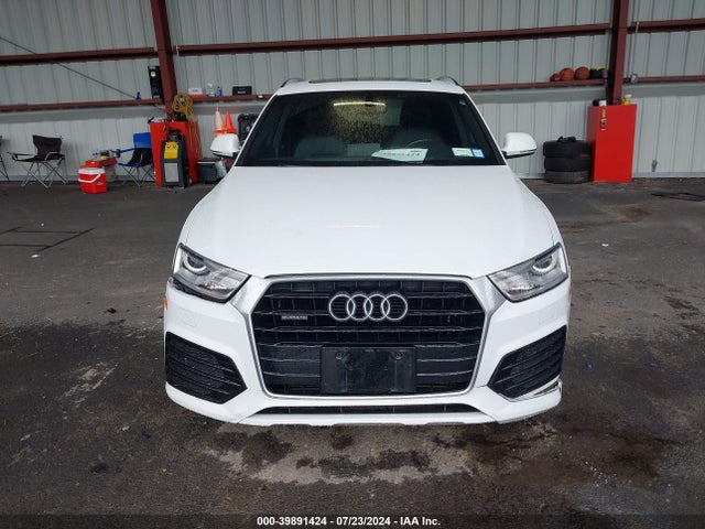 WA1ECCFSXJR021114 Audi Q3 2.0t Premium/2.0t Sport Premium
