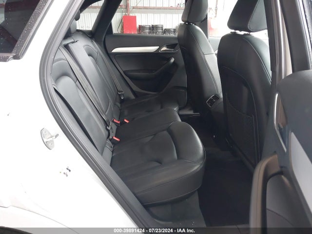 WA1ECCFSXJR021114 Audi Q3 2.0t Premium/2.0t Sport Premium