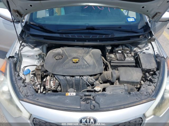 KNAFK4A65F5304612 KIA FORTE LX