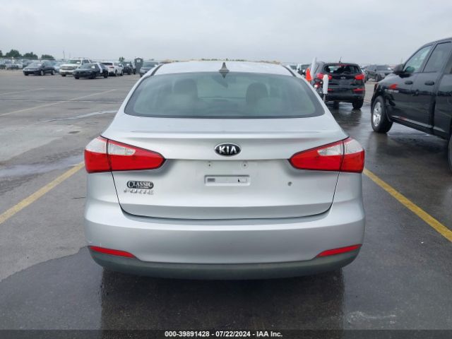 KNAFK4A65F5304612 KIA FORTE LX