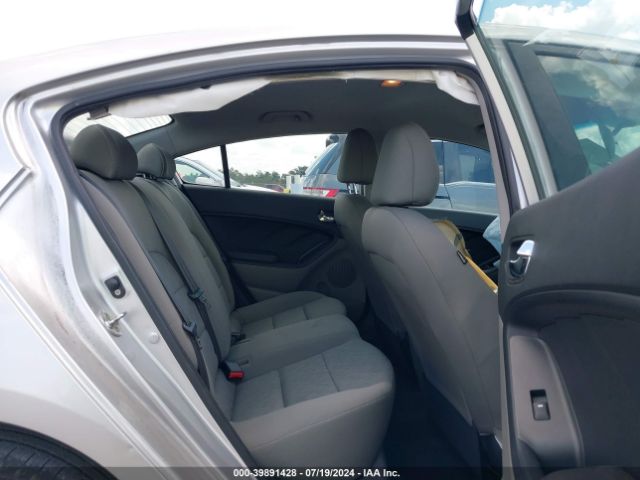 KNAFK4A65F5304612 KIA FORTE LX