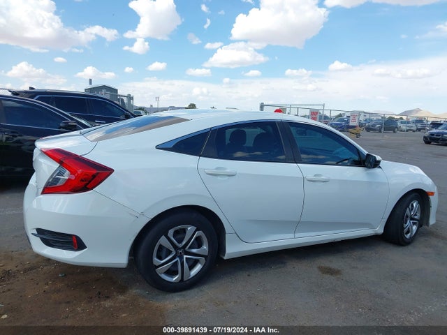 39891439 :رقم المزاد ، 19XFC2F5XHE041223 vin ، 2017 Honda Civic Lx مزاد بيع