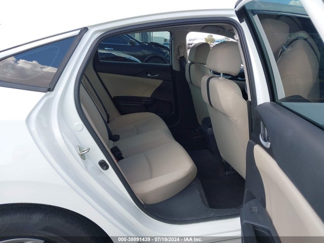 39891439 :رقم المزاد ، 19XFC2F5XHE041223 vin ، 2017 Honda Civic Lx مزاد بيع
