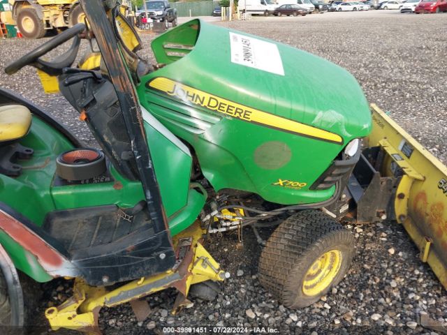 2007 JOHN DEERE X700 M0X700A040449     Photo 5
