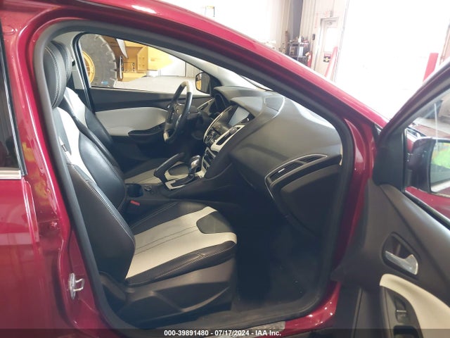 Ford Focus Titanium 2014 1FADP3N27EL131558 Image 5
