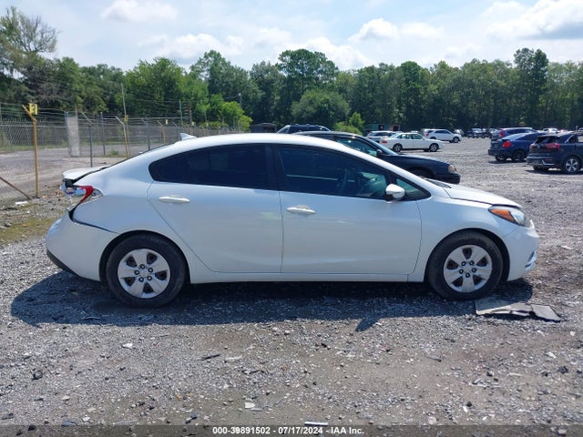 KIA FORTE LX 2016 KNAFX4A69G5553319 Image 13
