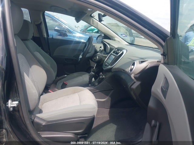 Chevrolet Sonic Ls Auto 2017 1G1JB5SH1H4145642 Image 5
