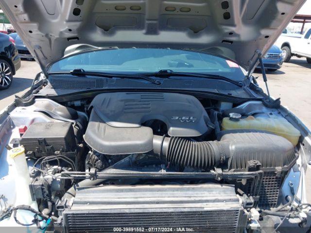 2C3CDXHG0JH135394 Dodge Charger Sxt Plus Rwd