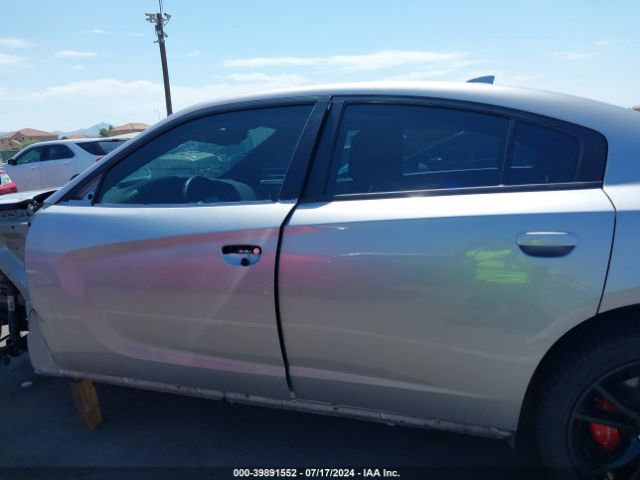 2C3CDXHG0JH135394 Dodge Charger Sxt Plus Rwd