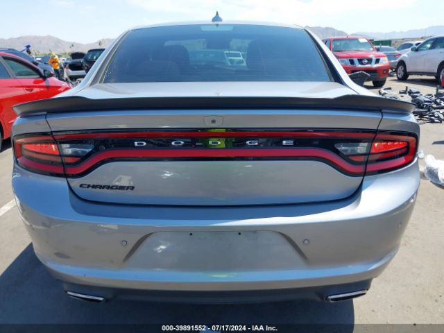 2C3CDXHG0JH135394 Dodge Charger Sxt Plus Rwd