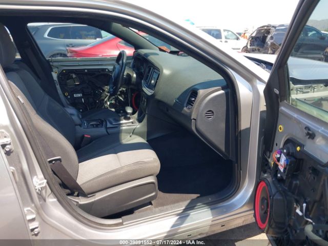 2C3CDXHG0JH135394 Dodge Charger Sxt Plus Rwd