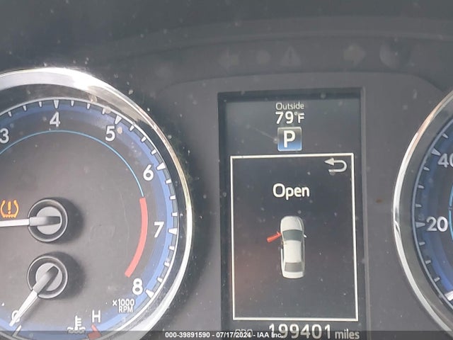 Toyota COROLLA SE 2017 5YFBURHE5HP642362 Image 15