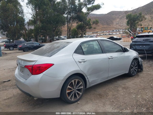Toyota COROLLA SE 2017 5YFBURHE5HP642362 Image 4