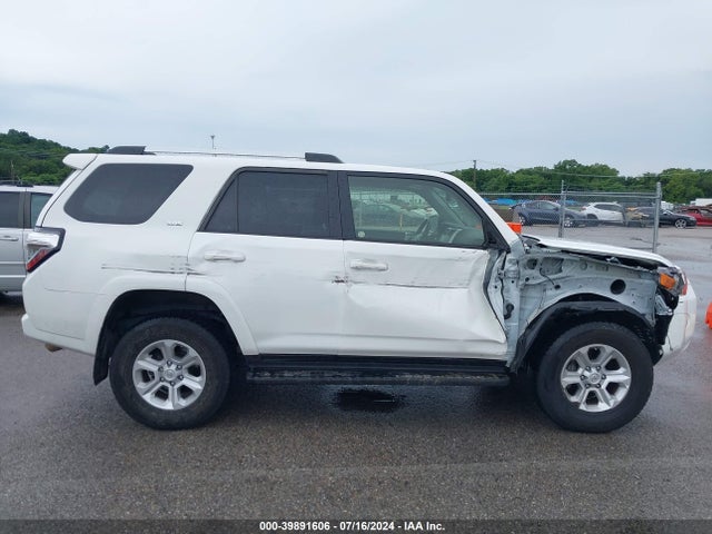 Toyota 4RUNNER SR5 2021 JTEMU5JR1M5923589 Image 13