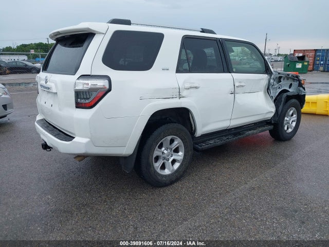 Toyota 4RUNNER SR5 2021 JTEMU5JR1M5923589 Image 4