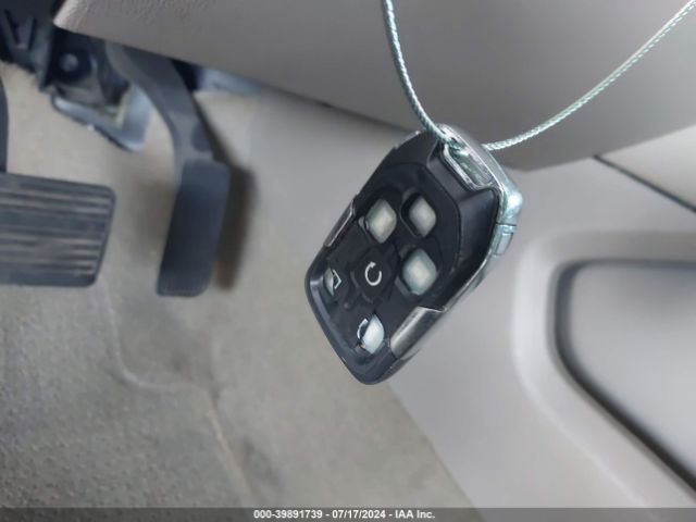 1GKS2GKC0JR350409 GMC Yukon Xl Slt