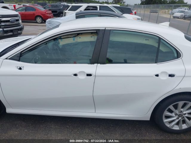 4T1C11AK6MU442937 Toyota CAMRY LE