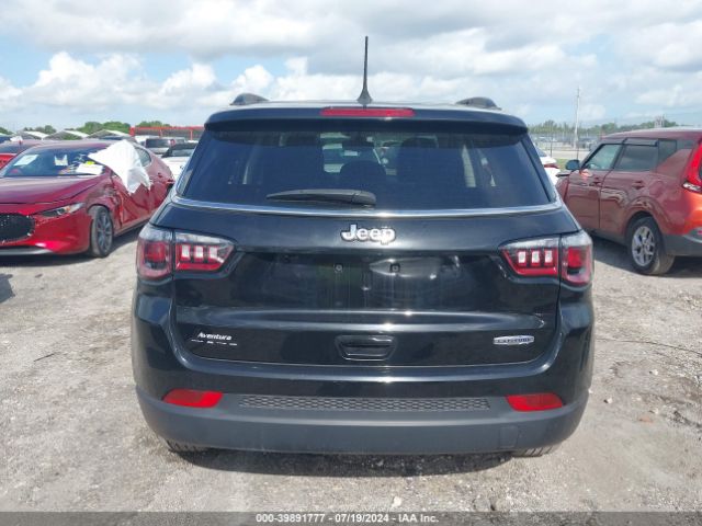3C4NJCBB6MT574016 Jeep Compass Latitude Fwd