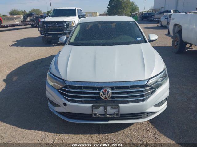 3VWN57BU4KM117870 Volkswagen Jetta 1.4t S